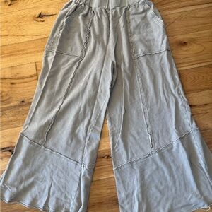 Estelle Relaxed Wide-Leg Women’s Pants in Light Gray